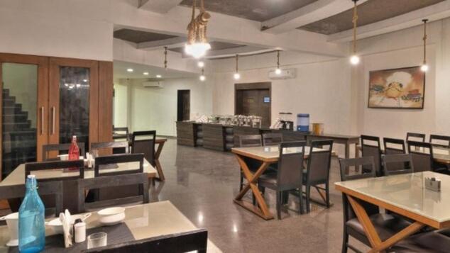Rupāwati Om Sanctuary Resort By Pinks Hospitality מראה חיצוני תמונה